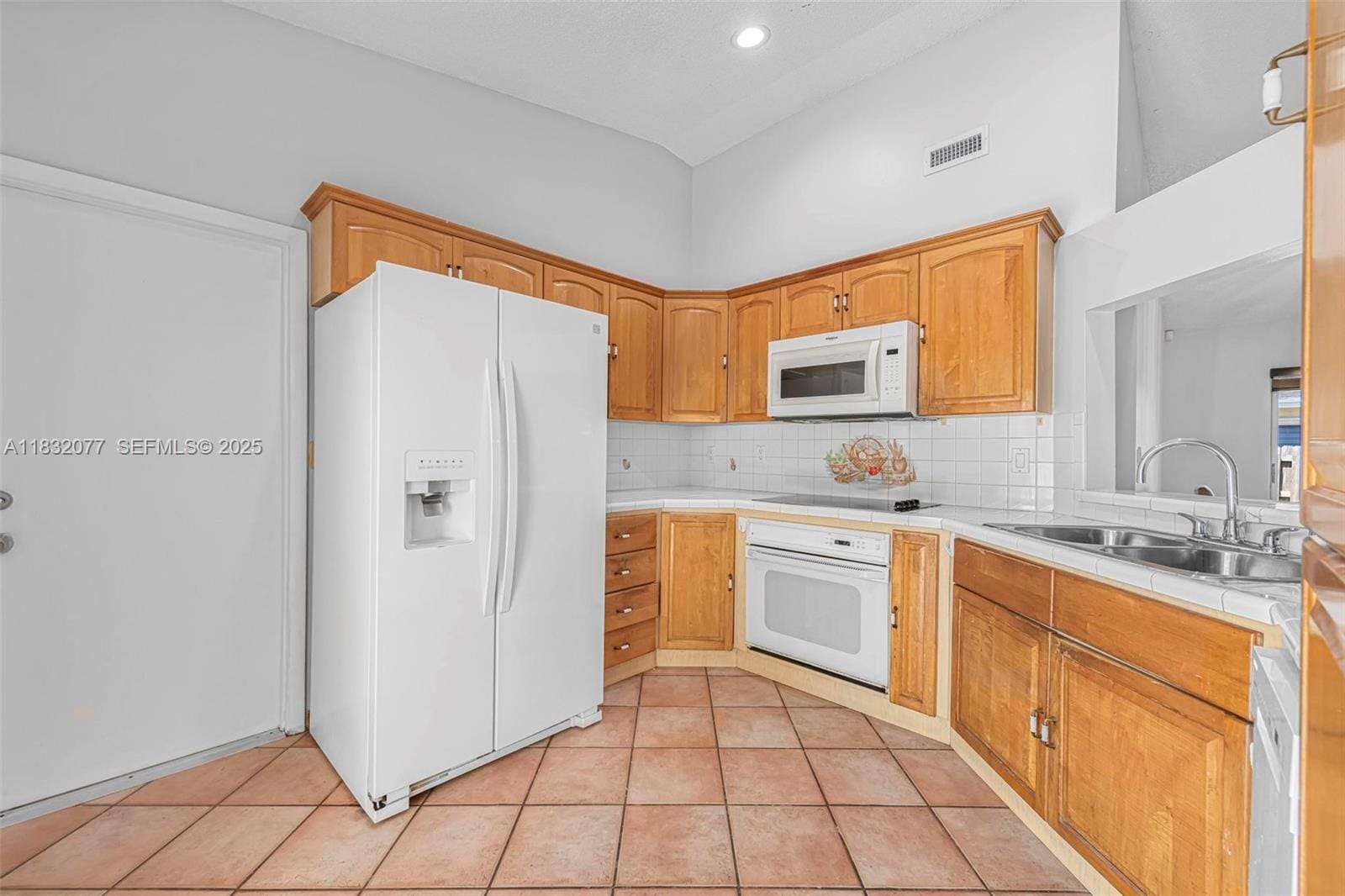 10016 NW 51st Terrace, Doral, FL 33178 photo 13