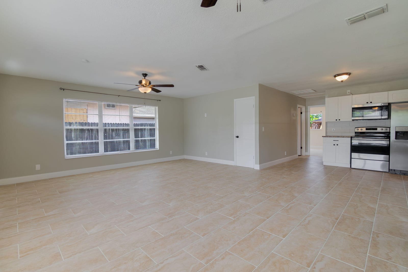 217 Fleming Avenue, Greenacres, FL 33463 photo 6