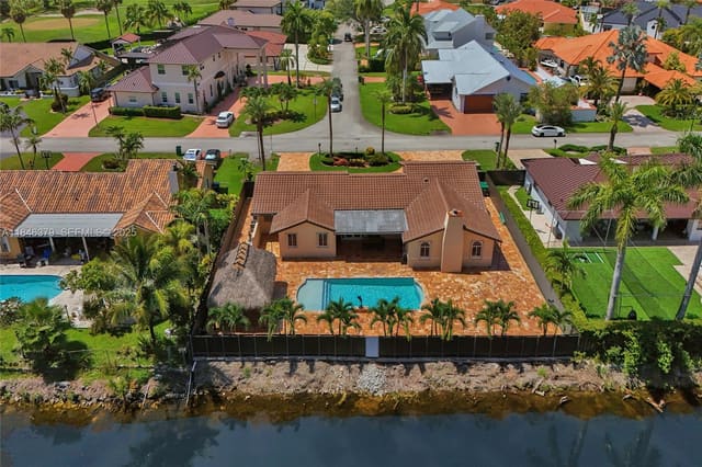 7135 N Augusta Drive, sold in North Links Country Club, Hialeah, FL