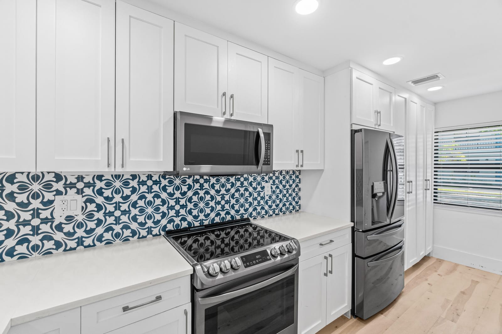 440 Canal Point S #1260 — photo 8