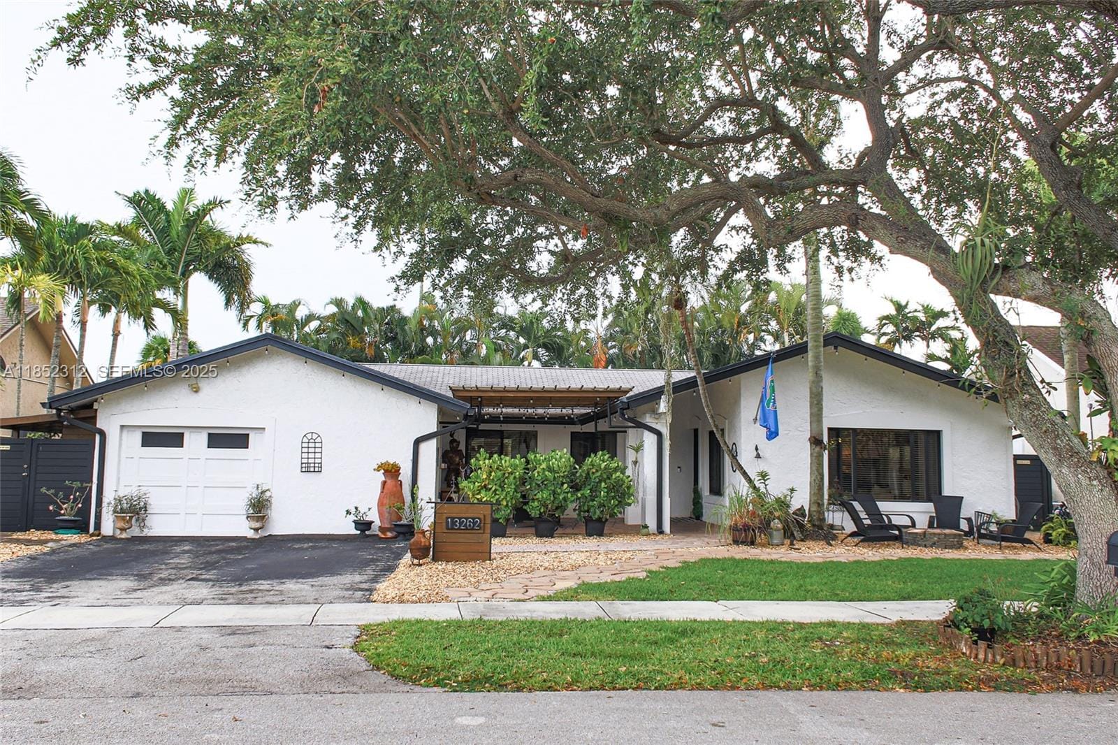 13262 SW 102nd Terrace, Miami, FL 33186