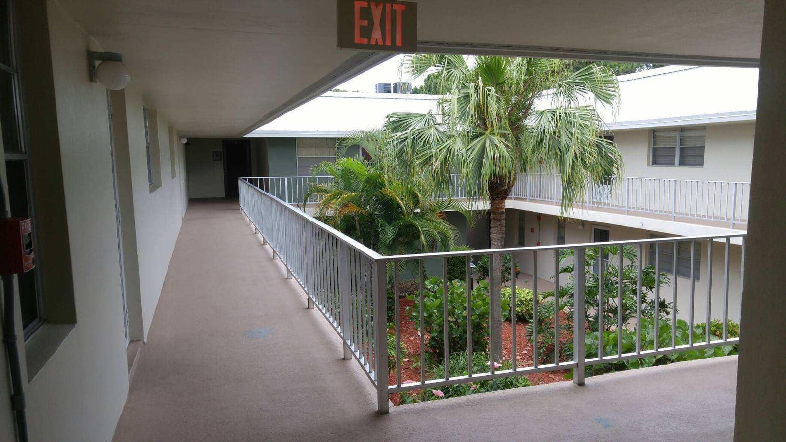 2302 Sunrise Boulevard 201 — photo 2