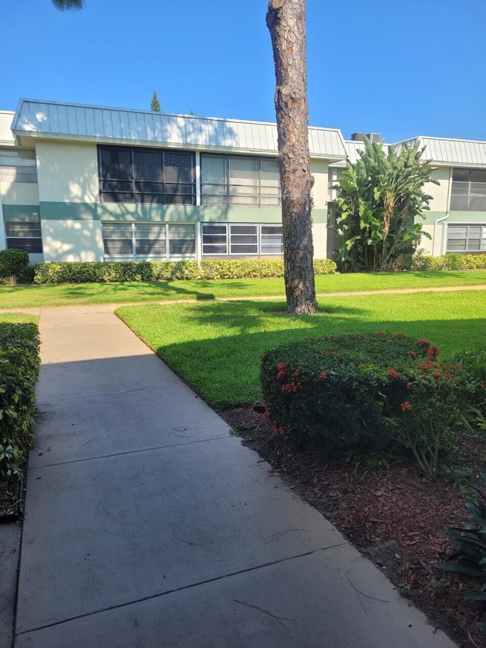 2302 Sunrise Boulevard 201 — photo 6