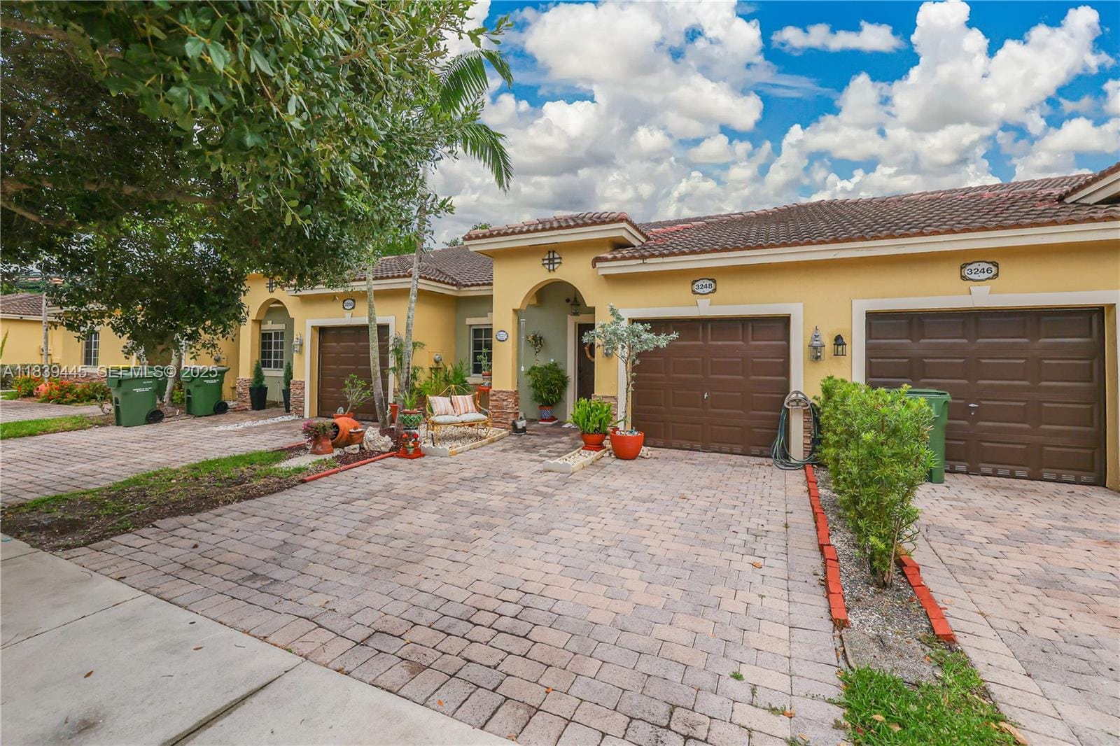 3248 NE 11th Drive, Homestead, FL 33033 photo 2