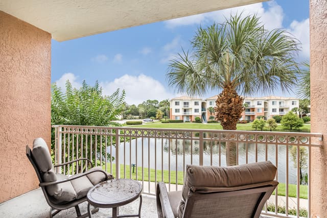 6204 Myrtlewood Circle W, sold in Fiore At The Gardens Condo, Palm Beach Gardens, FL