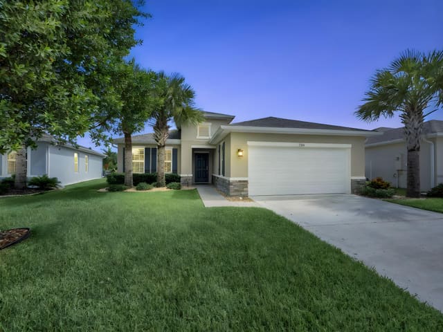 3526 Carriage Pointe Circle, sold in Carriage Pointe Estates, Fort Pierce, FL