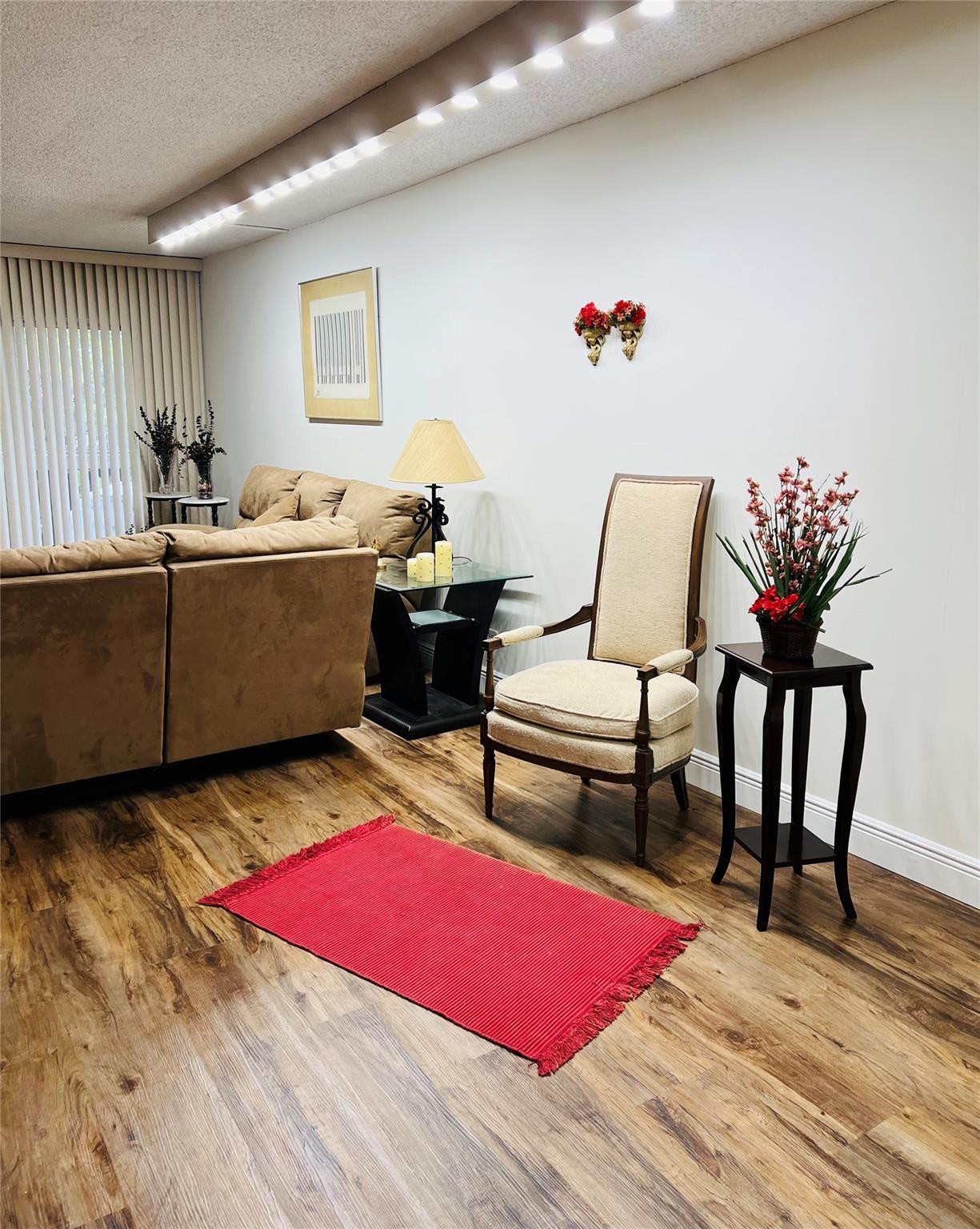 800 NE 195th Street 307 — photo 12