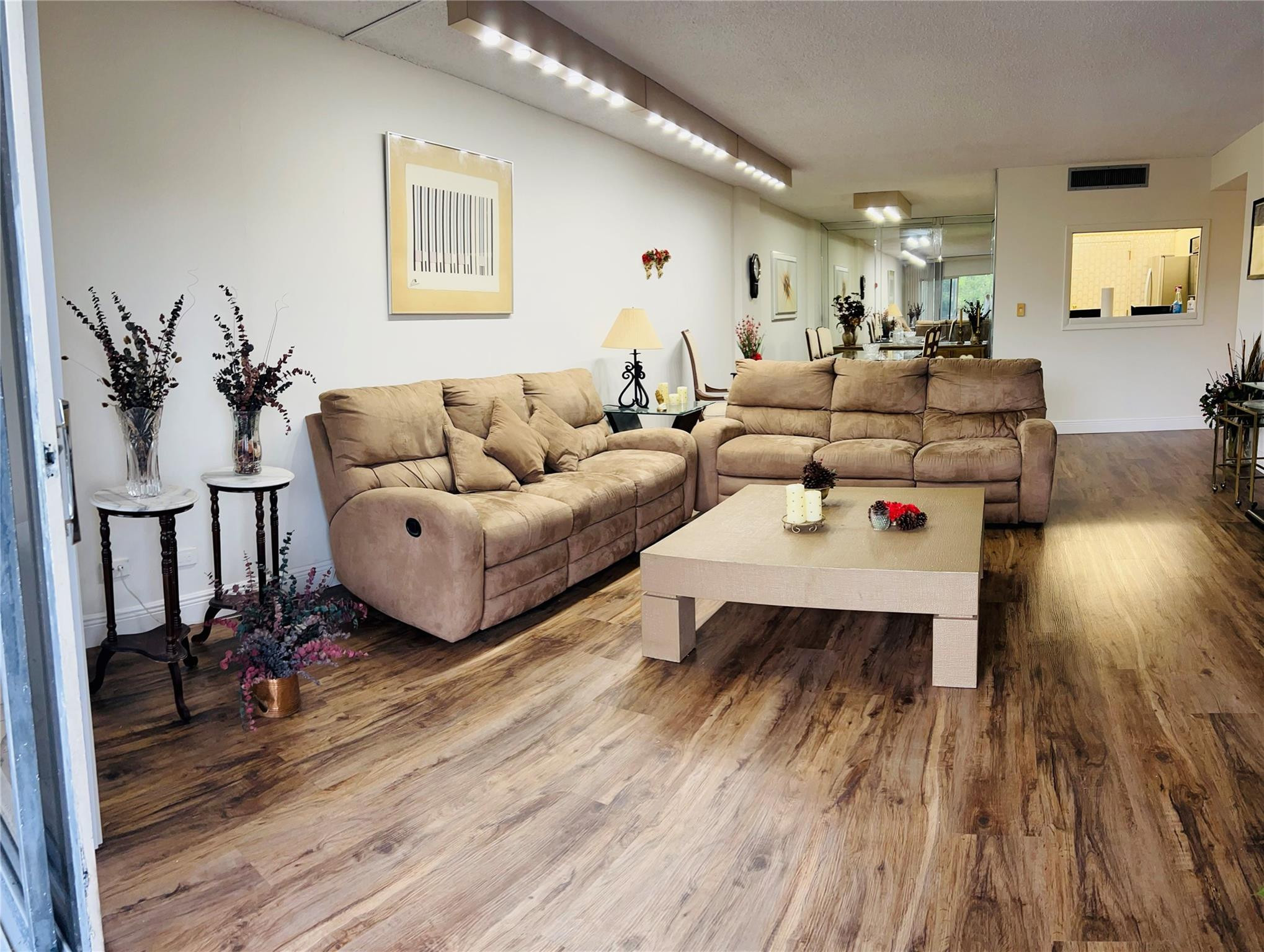 800 NE 195th Street 307, Miami, FL 33179 photo 13