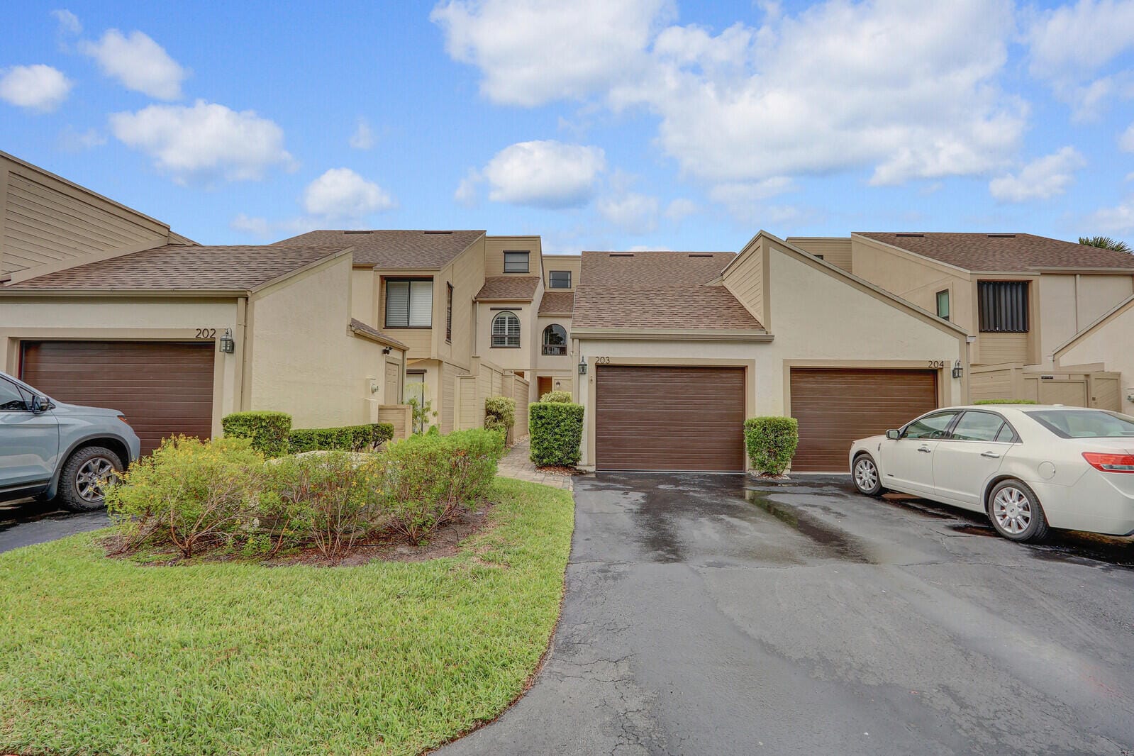 1102 SE Mitchell Avenue 203, Port St. Lucie, FL 34952 photo 3