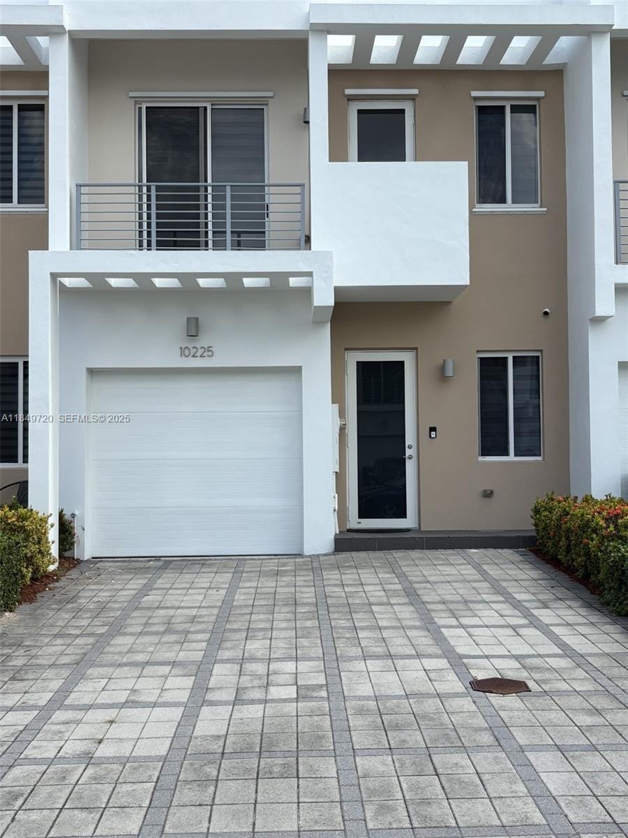 10225 NW 72nd Terrace, Doral, FL 33178