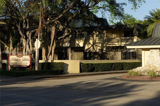 8787 SW 137th Avenue 8787, sold in Kendale Lakes Townhouse C, Miami, FL