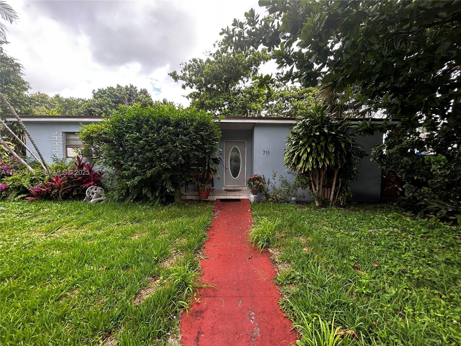 711 NE 170th Street, North Miami Beach, FL 33162