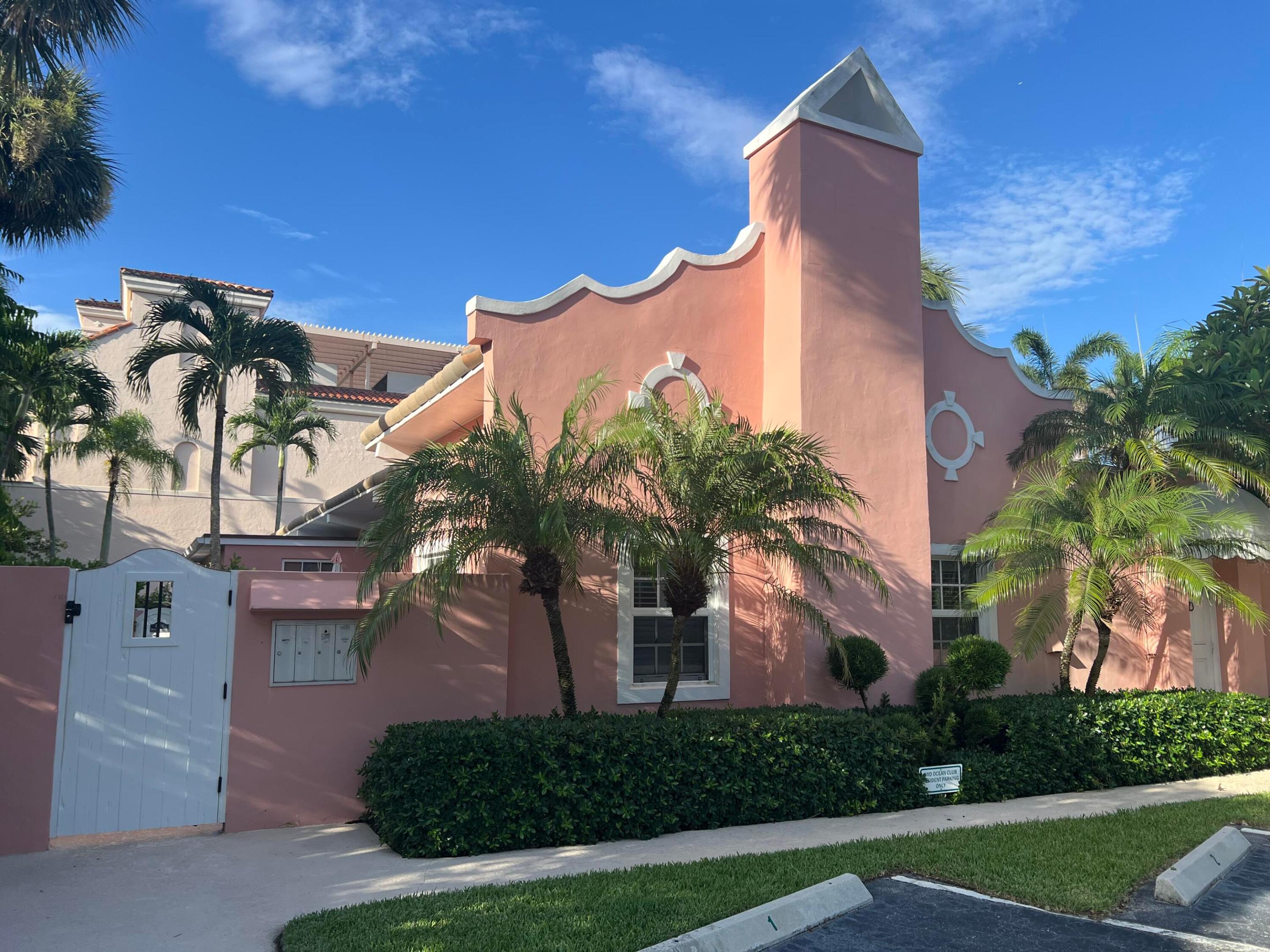 142 Peruvian Avenue 101, Palm Beach, FL 33480, Palm Beach