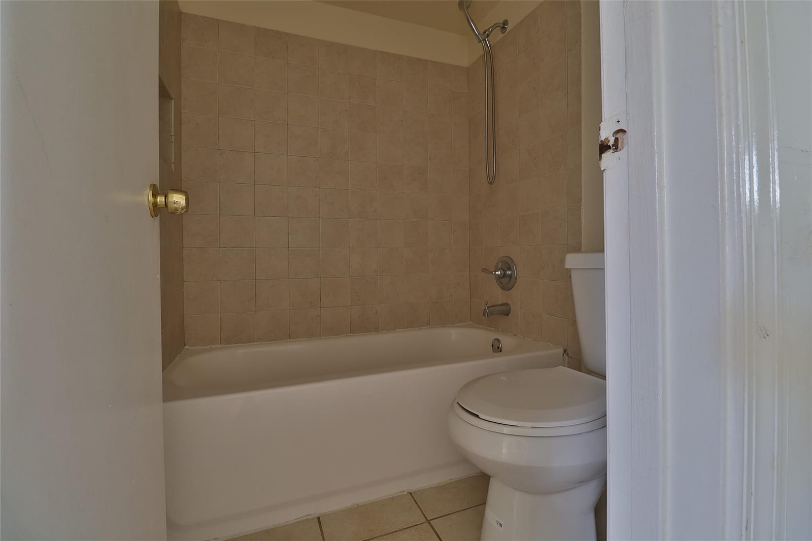 9930 Twin Lakes Drive 7-L — photo 10