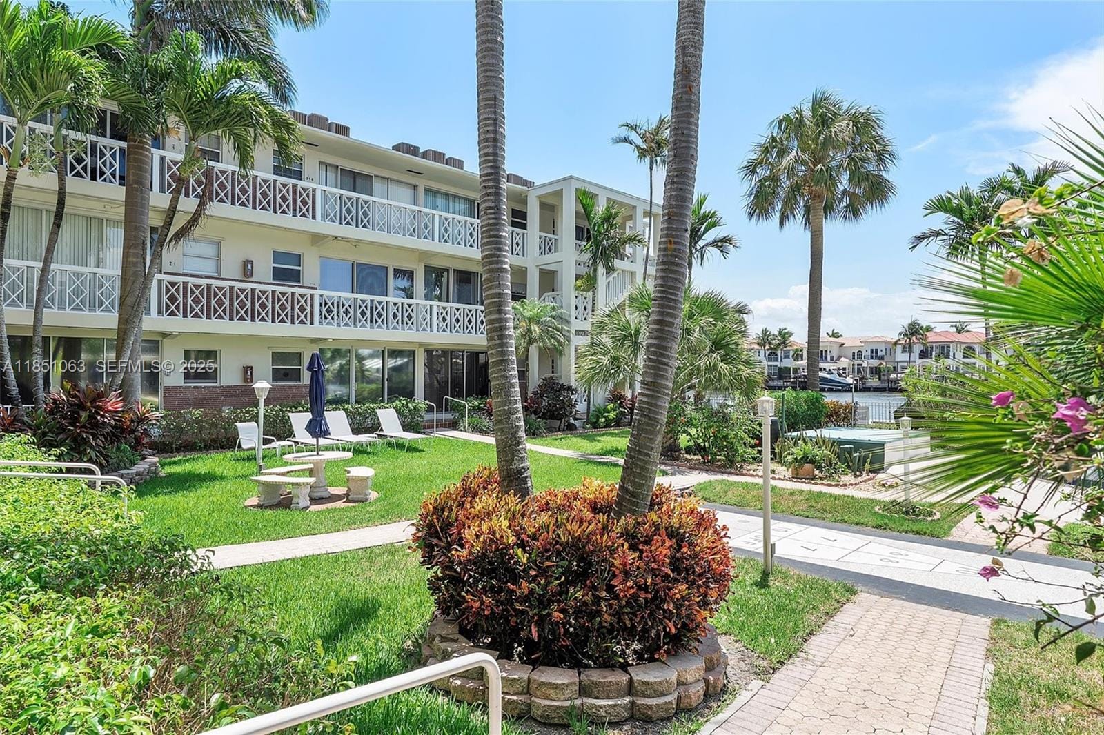 2400 S Ocean Drive 309 — photo 2