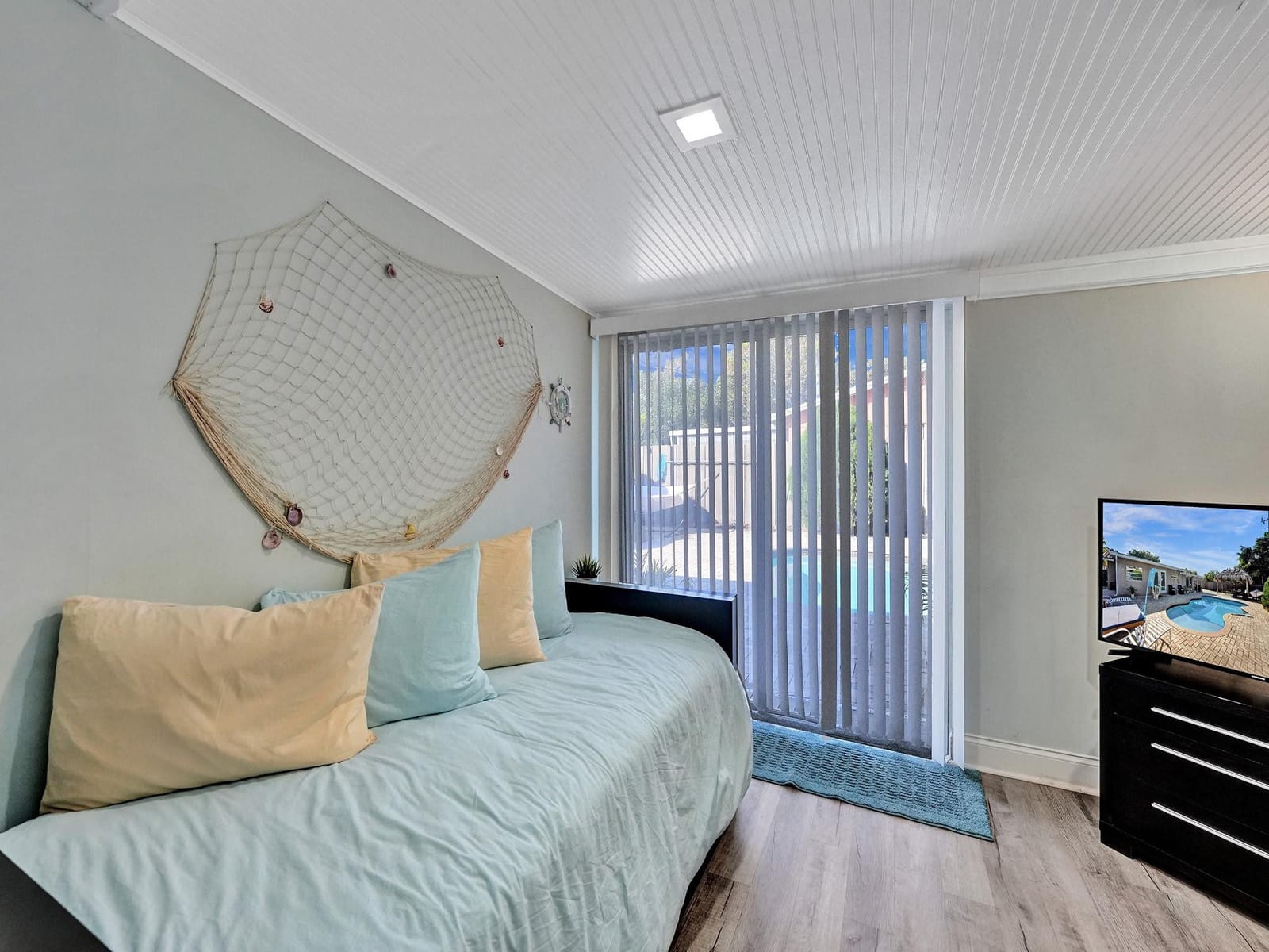 1301 SE 2nd Terrace, Deerfield Beach, FL 33441 photo 16