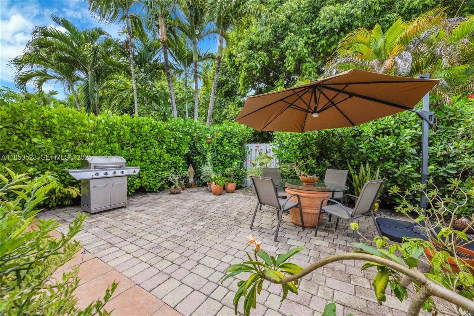 9751 SW 92nd Terrace, Miami, FL 33176 photo 4