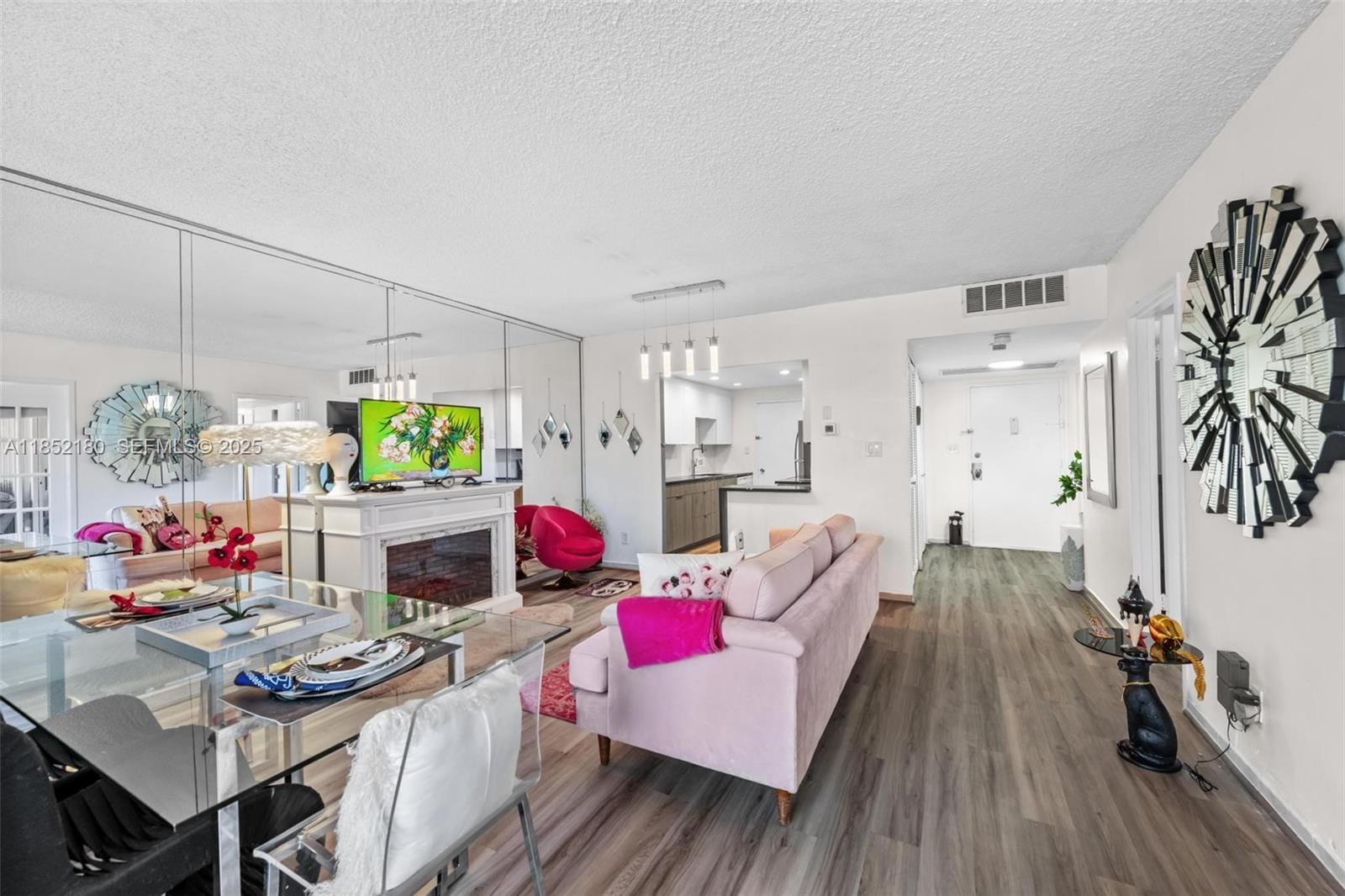 5401 Collins Avenue 511 — photo 11