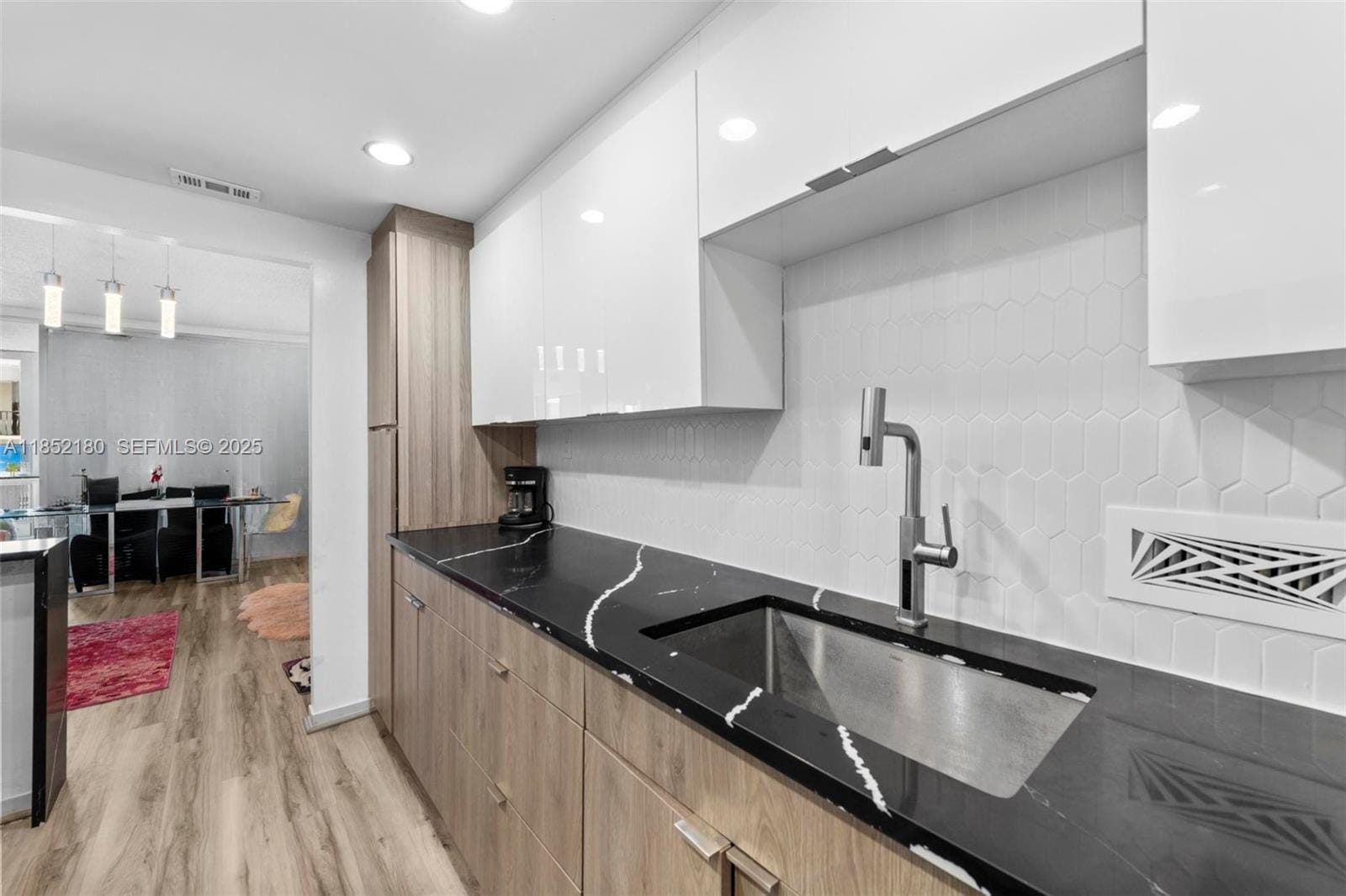 5401 Collins Avenue 511, Miami Beach, FL 33140 photo 14