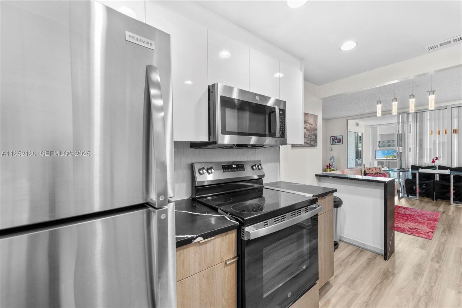 5401 Collins Avenue 511, Miami Beach, FL 33140 photo 15