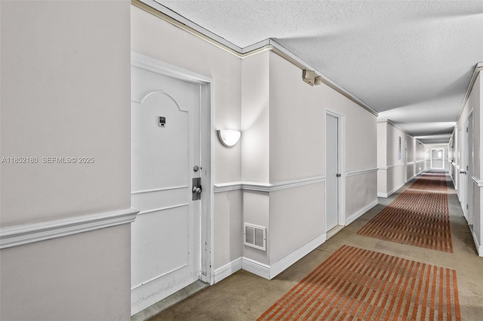 5401 Collins Avenue 511, Miami Beach, FL 33140 photo 25