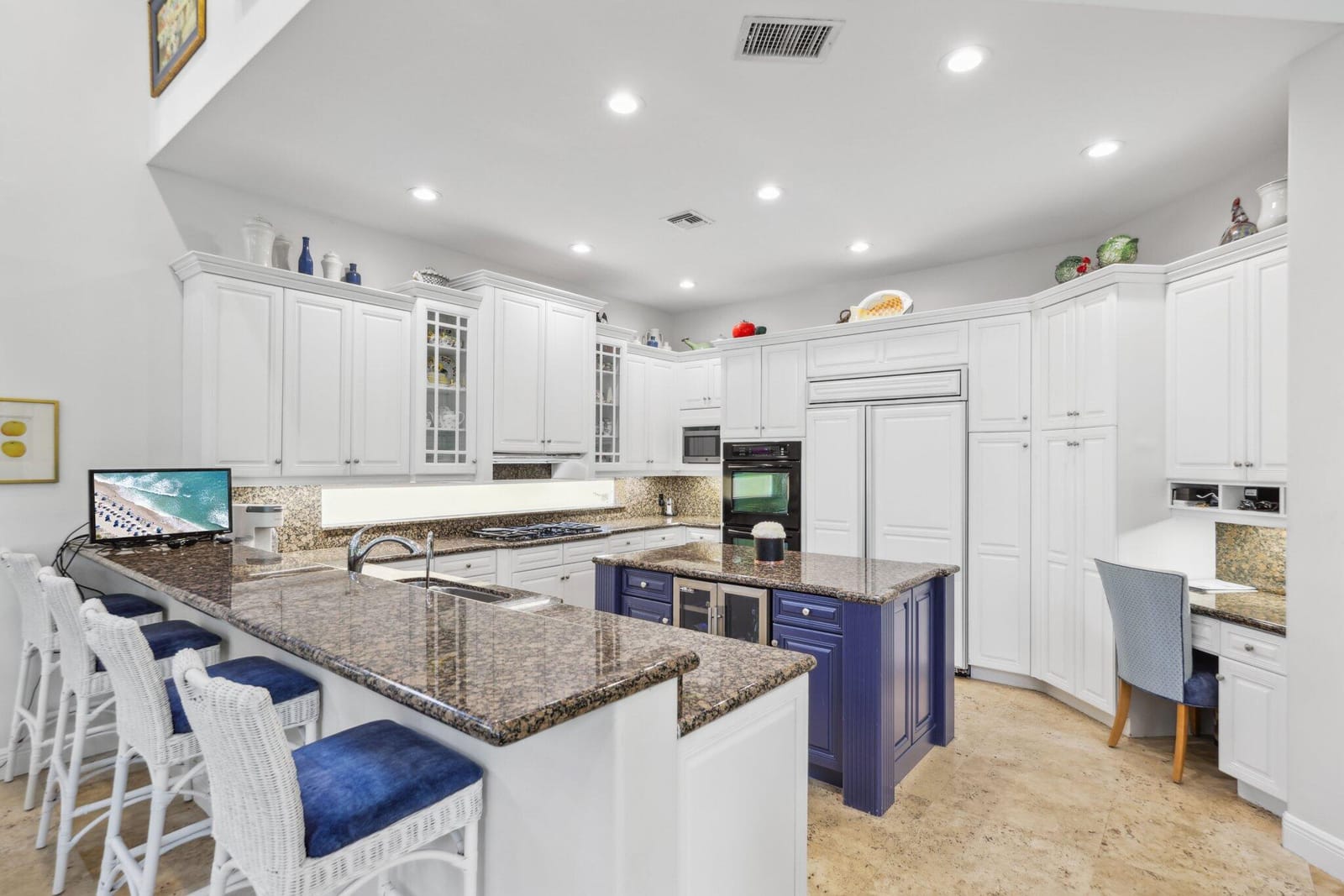 1018 Grand Court, Highland Beach, FL 33487 photo 16