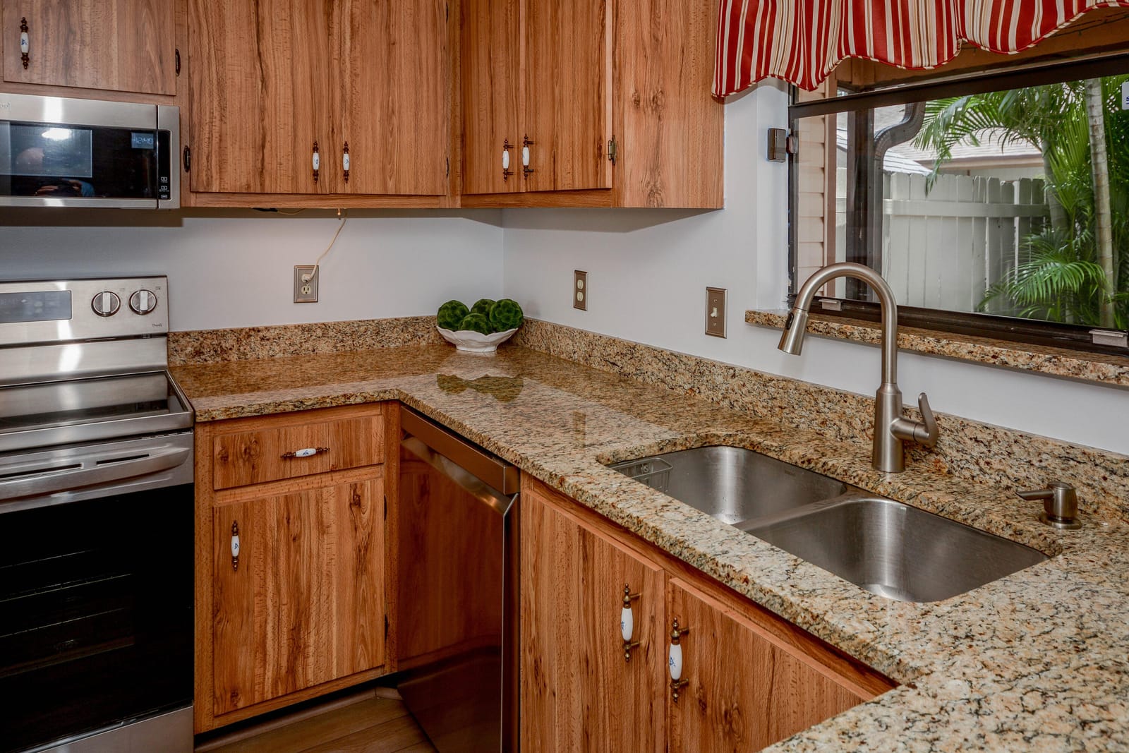 122 Sherwood Circle 10b, Jupiter, FL 33458 photo 15
