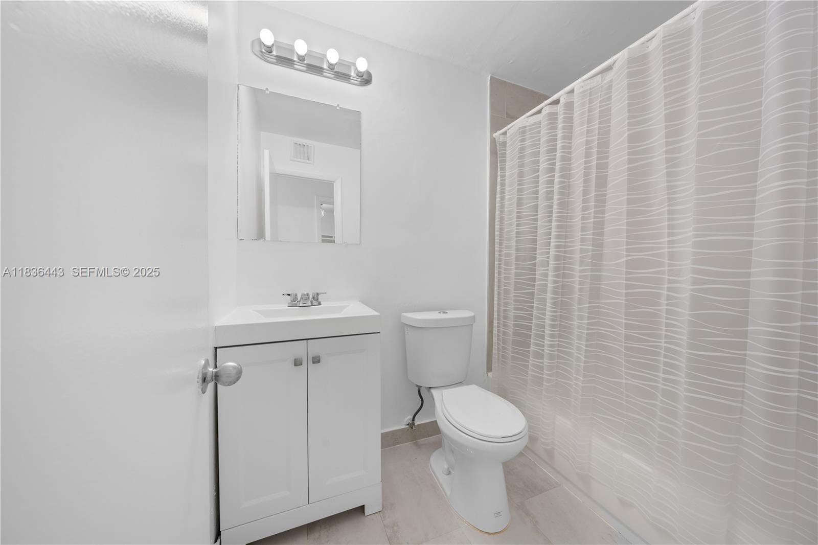 20000 SW 123rd Drive 20000, Miami, FL 33177 photo 26