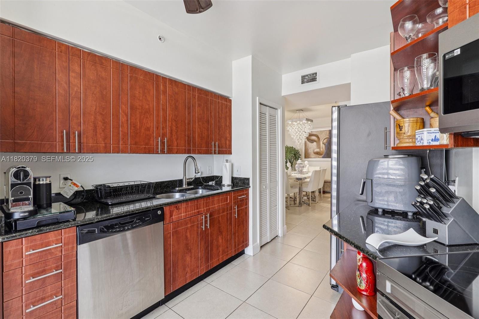 2425 SW 27th Avenue 705 — photo 11