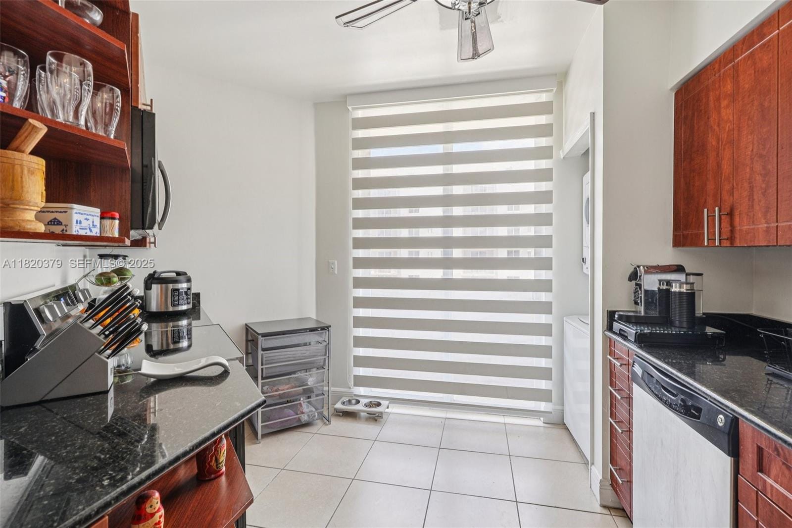 2425 SW 27th Avenue 705, Miami, FL 33145 photo 13