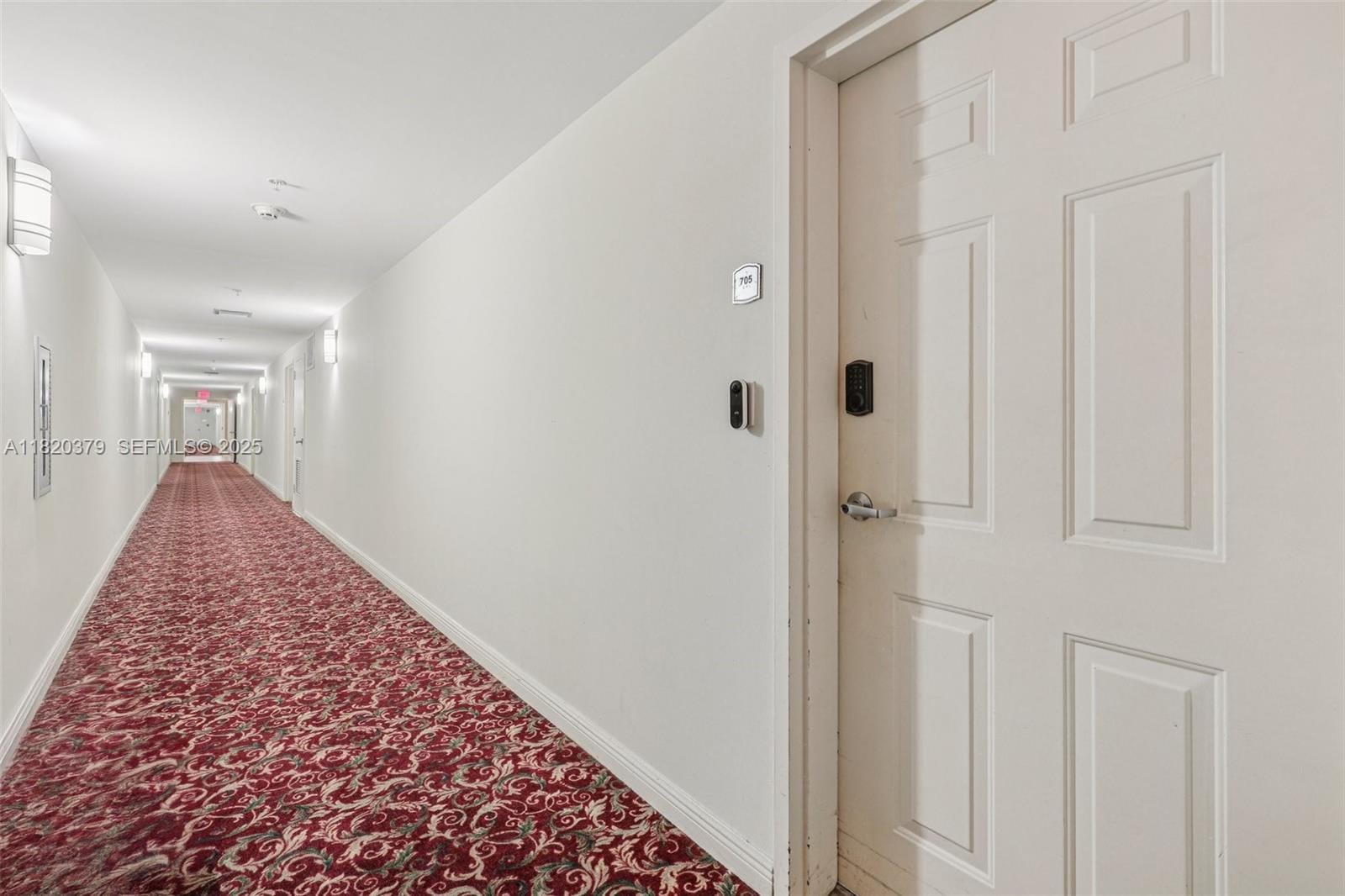 2425 SW 27th Avenue 705 — photo 3