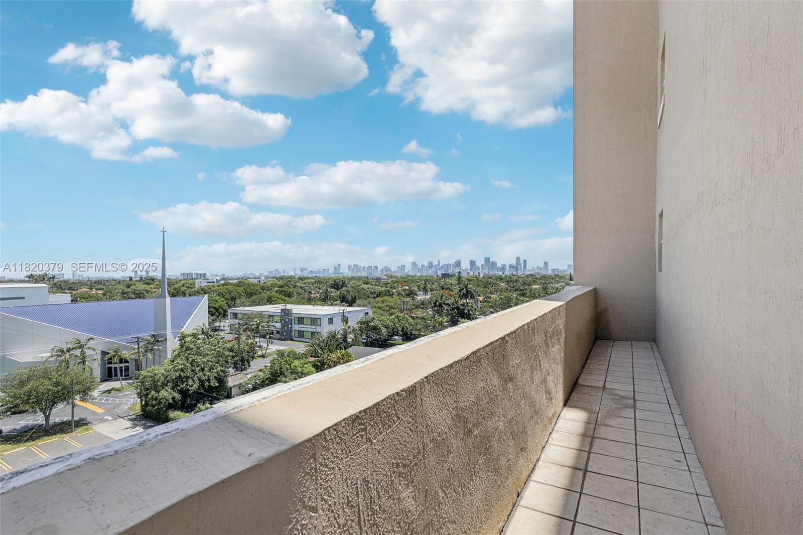 2425 SW 27th Avenue 705, Miami, FL 33145 photo 23