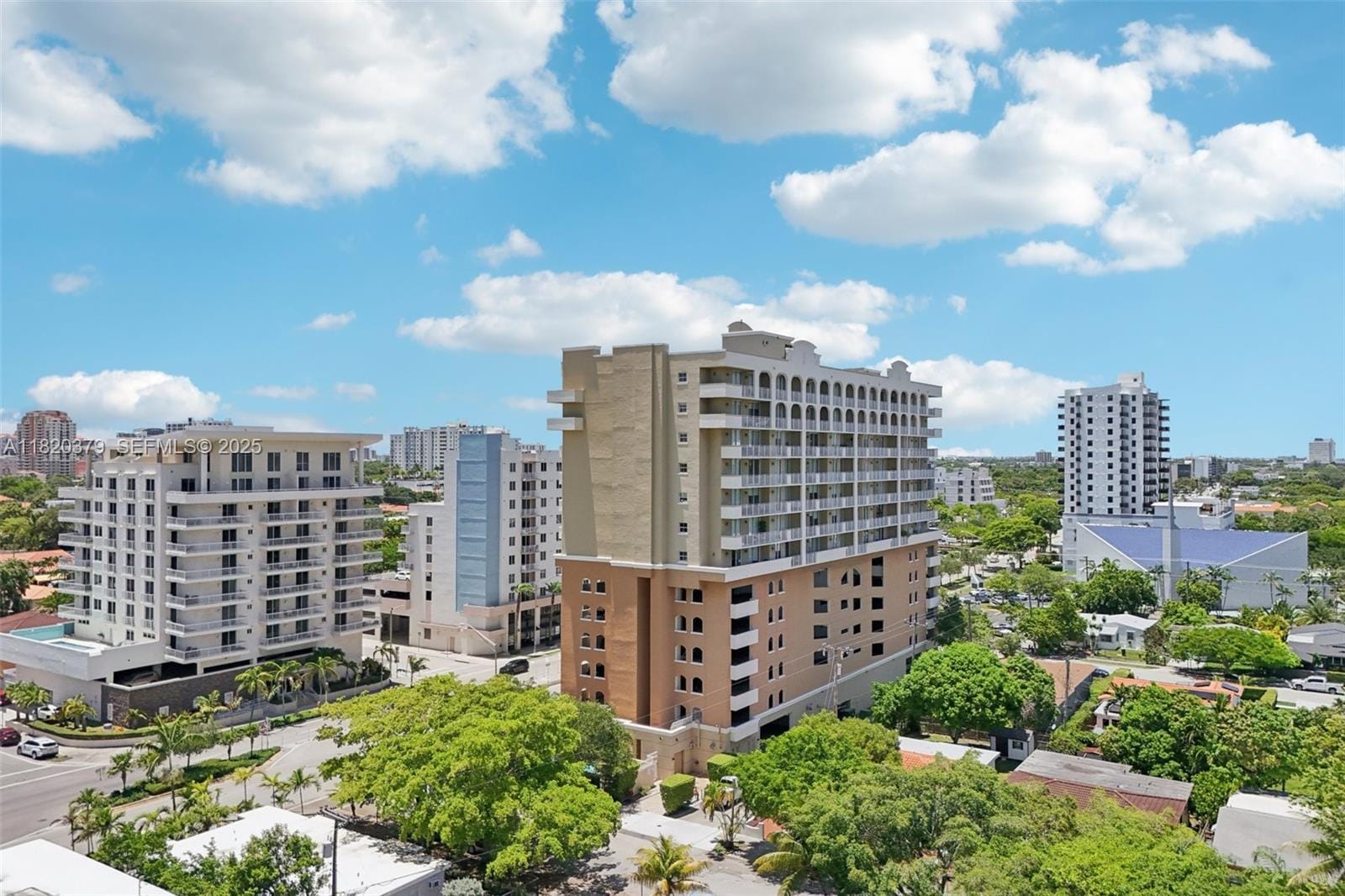 2425 SW 27th Avenue 705, Miami, FL 33145 photo 29