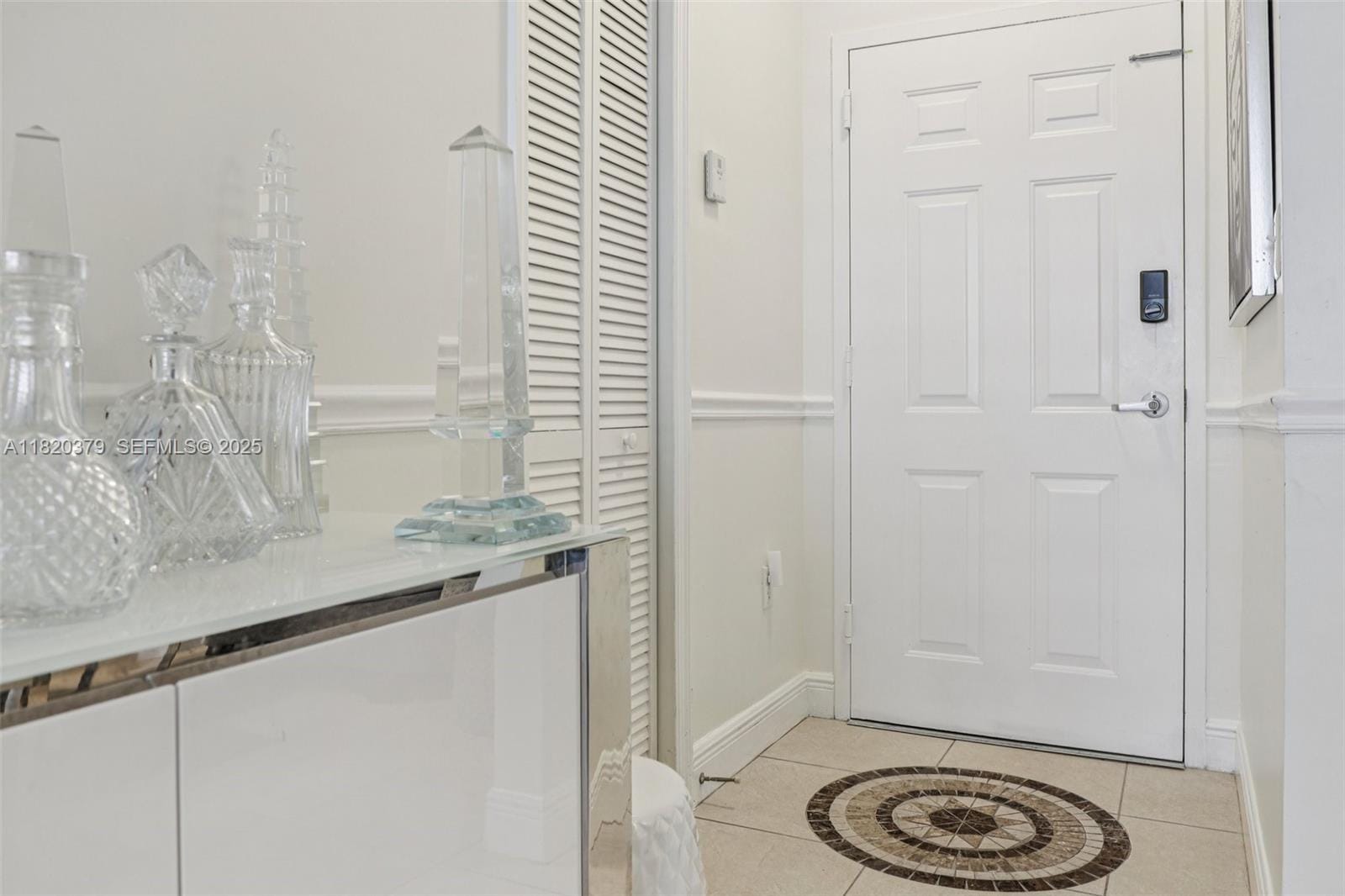 2425 SW 27th Avenue 705 — photo 4