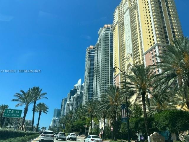 16919 N Bay Road 204, Sunny Isles Beach, FL 33160