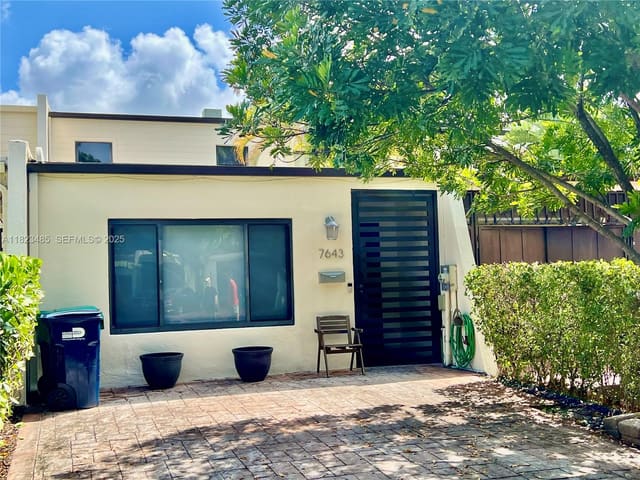 7643 SW 102nd Place, Miami, FL 33173