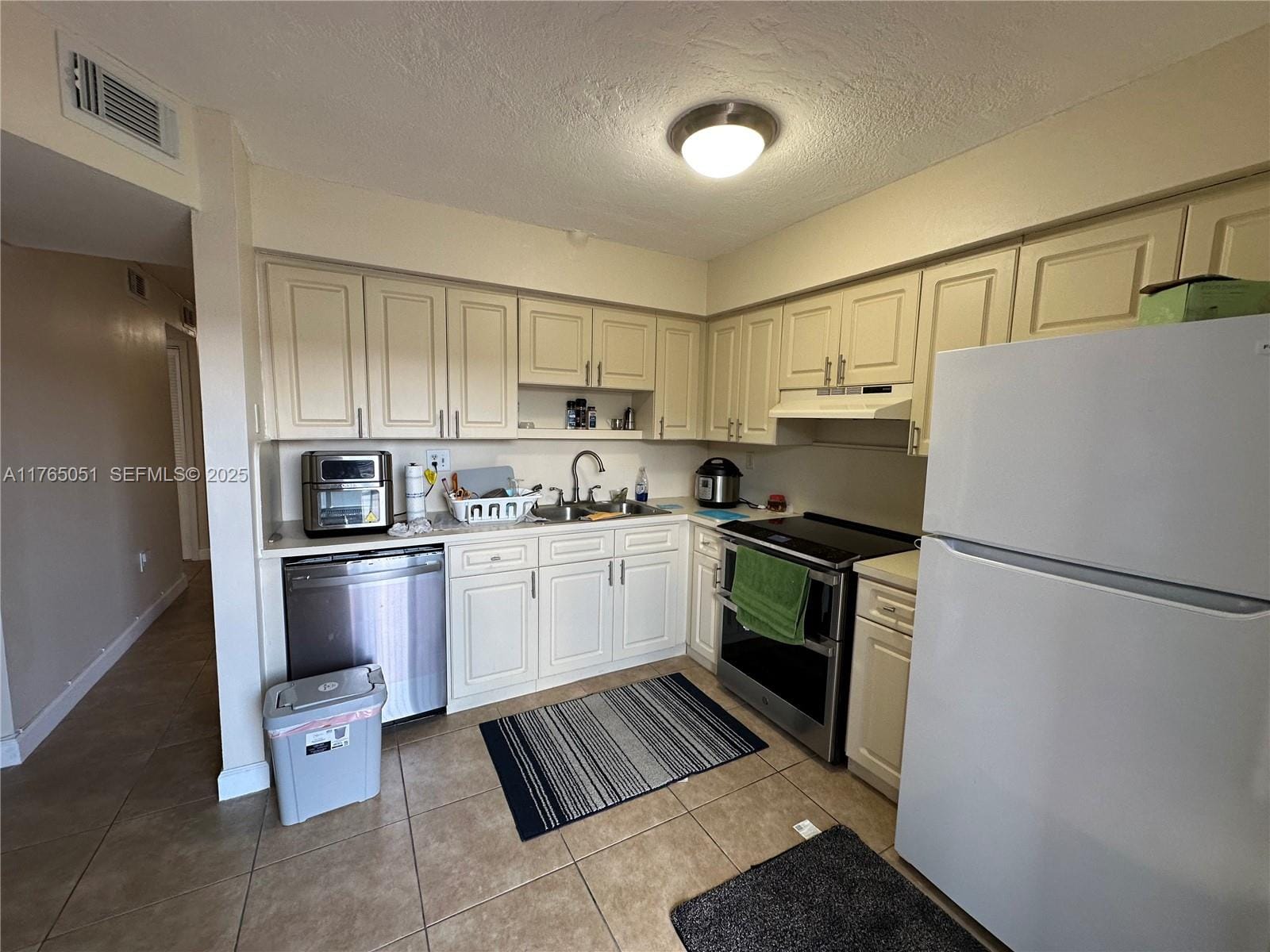 1340 W 41st Street 201, Hialeah, FL 33012 photo 17