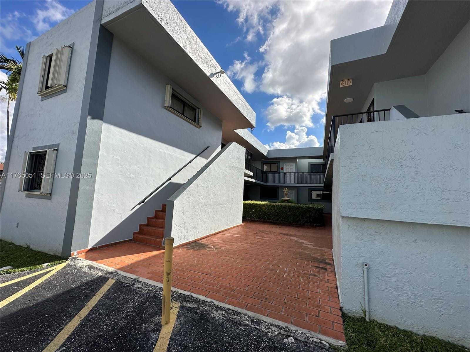 1340 W 41st Street 201, Hialeah, FL 33012 photo 7