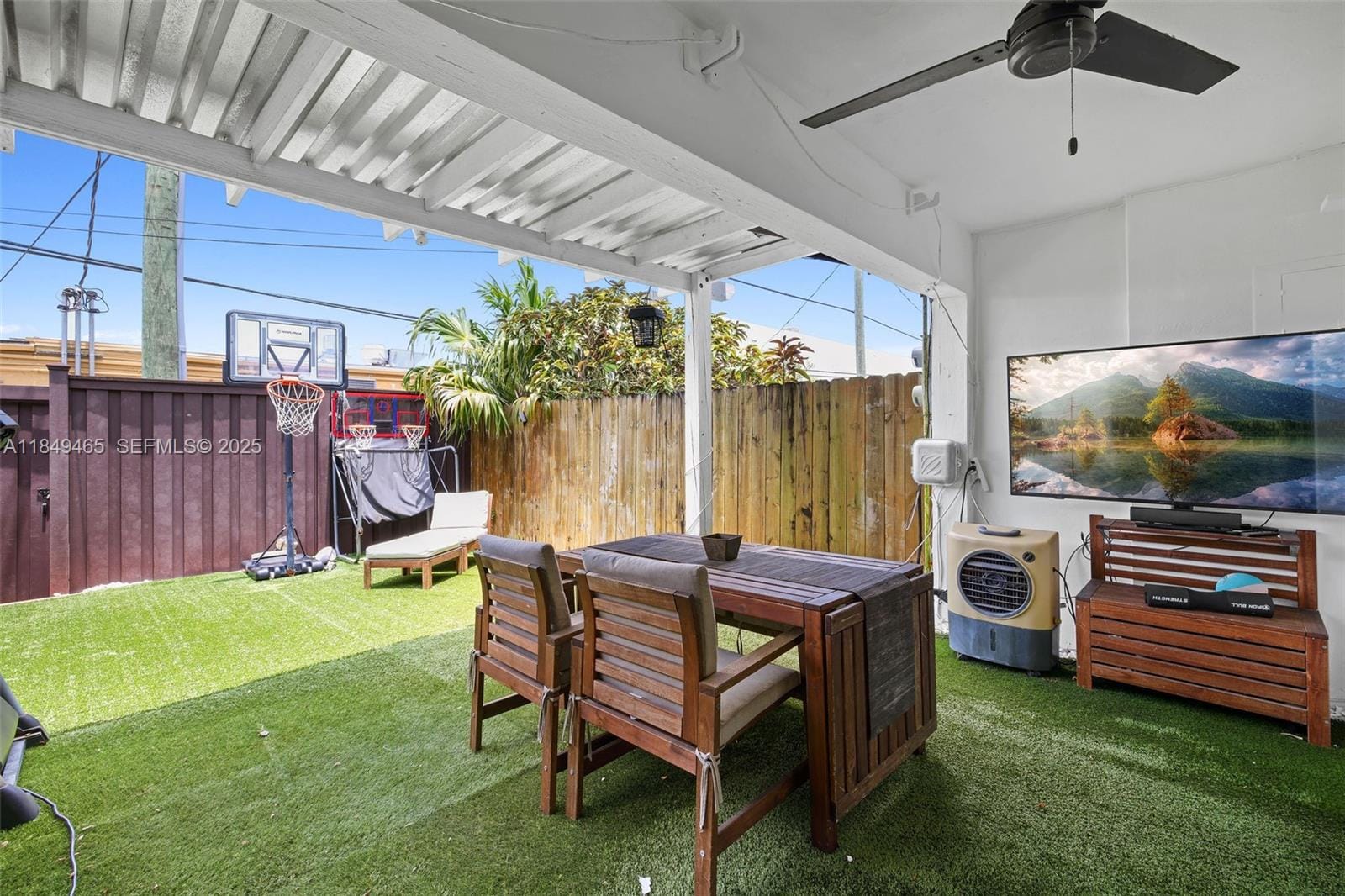 2245 NE 122nd Street 2245, North Miami, FL 33181