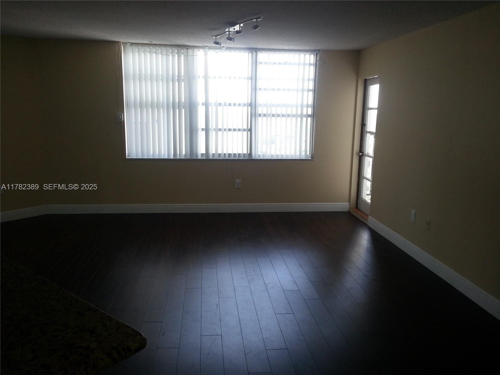 2750 NE 183rd Street 2607 — photo 6