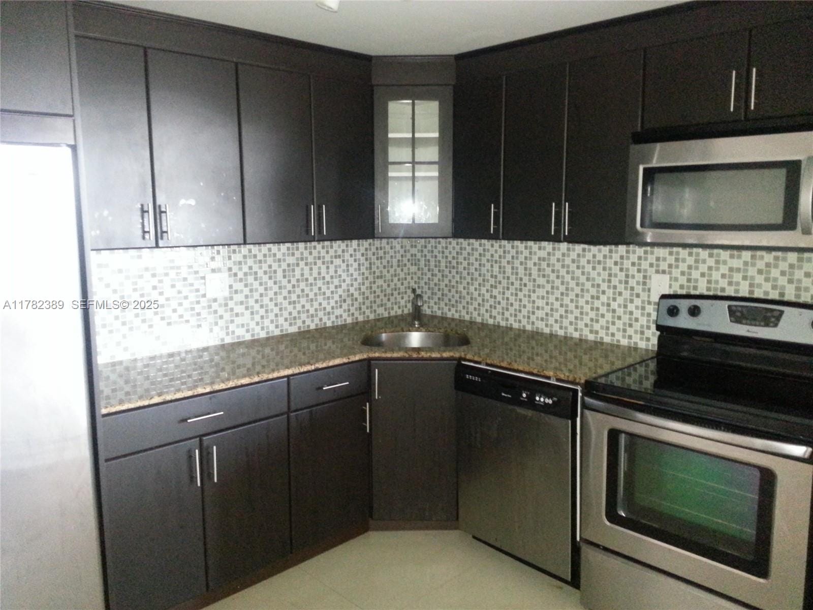 2750 NE 183rd Street 2607 — photo 9