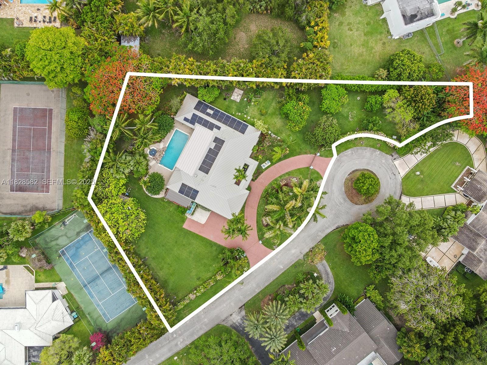 6005 SW 135th Terrace, Pinecrest, FL 33156