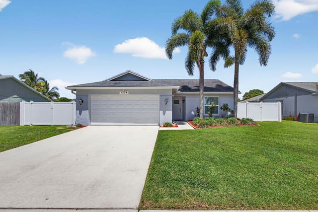 1274 Mc Dermott Lane, Royal Palm Beach, FL 33411