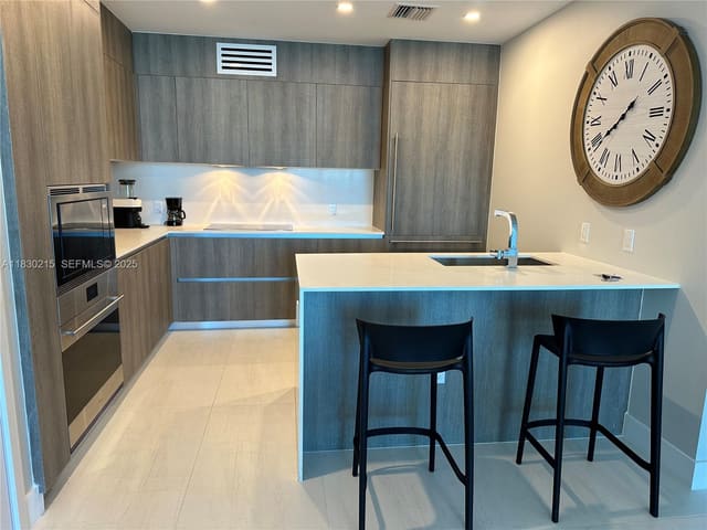 17550 Collins Avenue 703, sold in Aurora, Sunny Isles Beach, FL