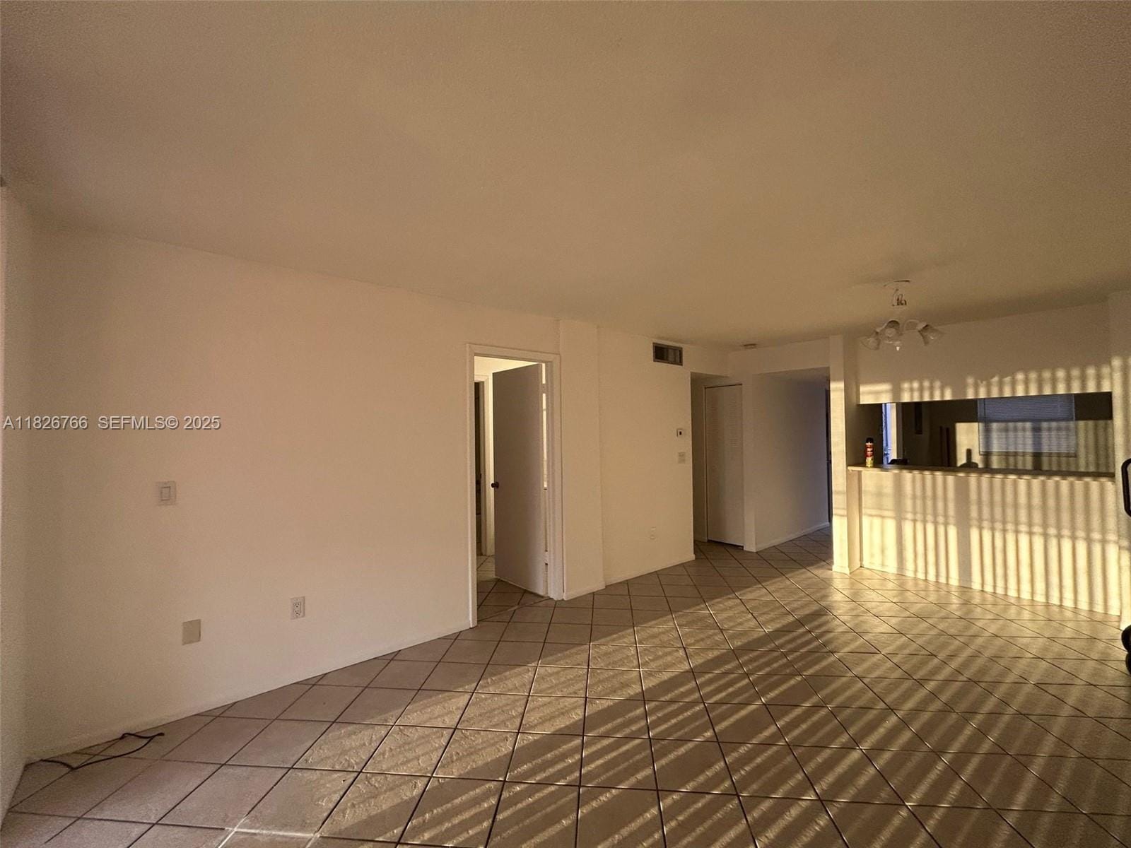 19715 SW 114th Avenue 258 — photo 2