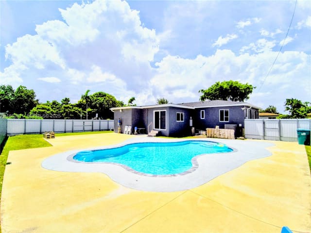 6890 SW 27 Street, sold in Artbilt Homes, Miami, FL