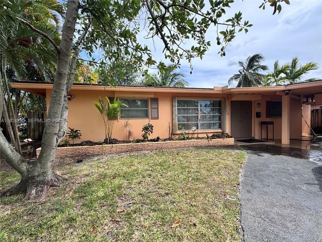 1930 NW 33rd Street, sold in Royal Palm Acres First Se, Oakland Park, FL