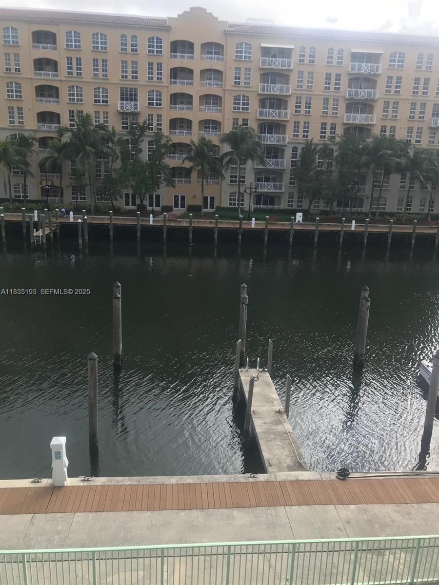 2950 NE 188th Street 222, Aventura, FL 33180, Aventura