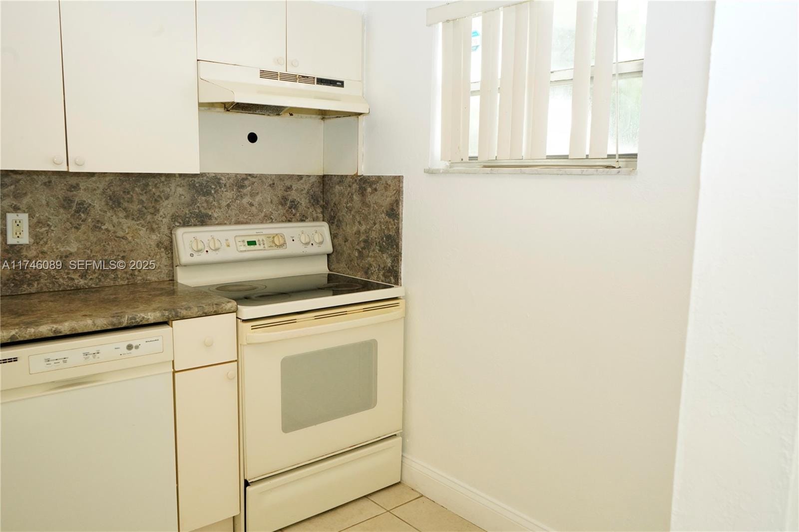 4215 N University Drive 301, Sunrise, FL 33351 photo 6