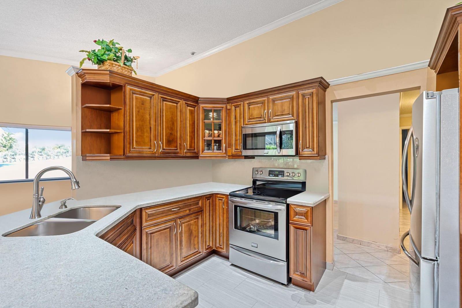 3530 Torremolinos Avenue A-31, Doral, FL 33178 photo 13